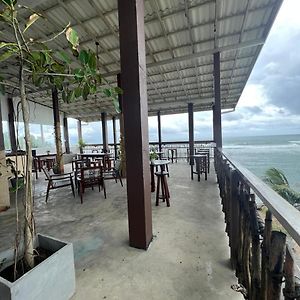 Galene Beach & Surf Hotel